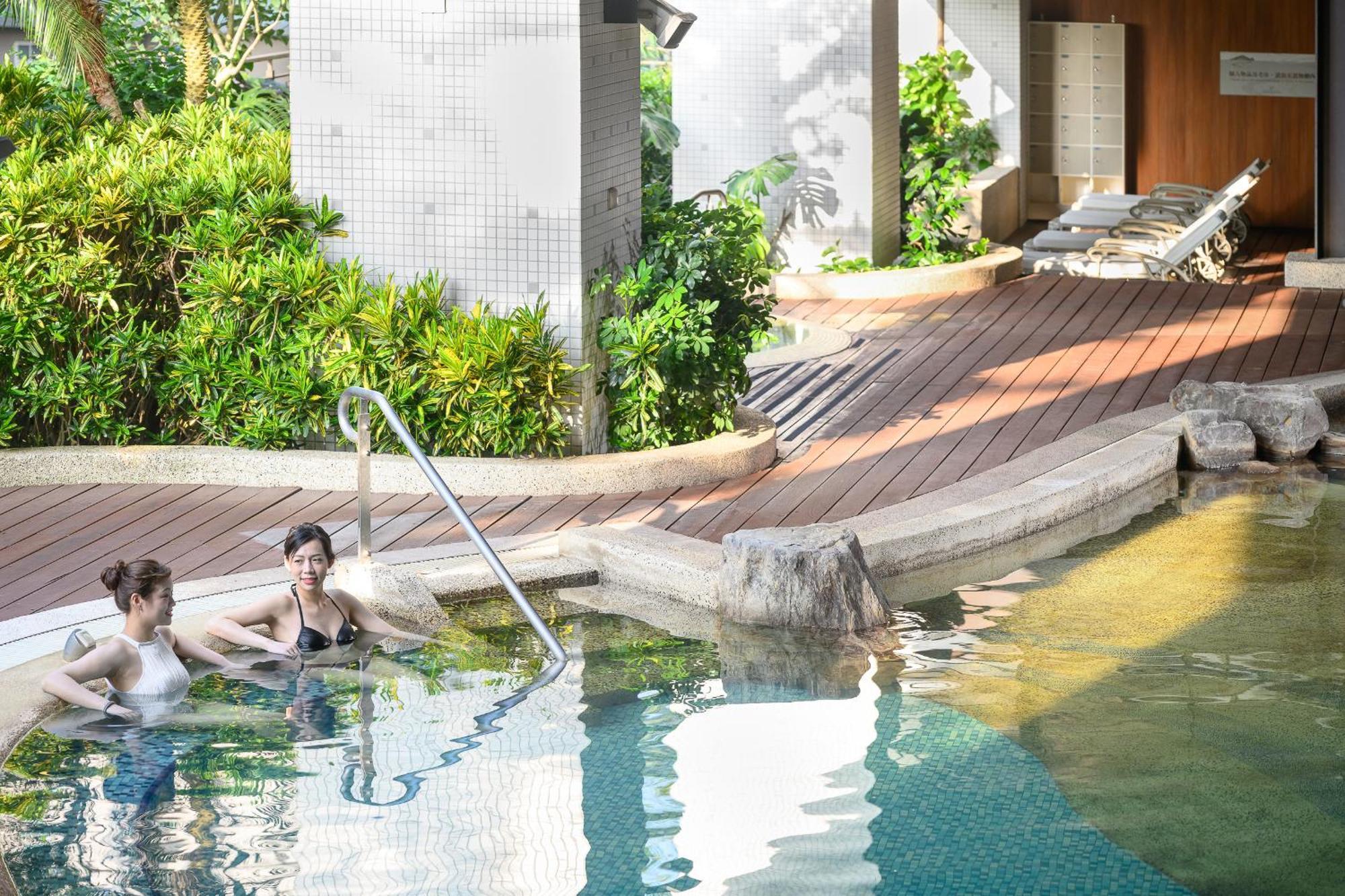 Evergreen Resort Hotel - Jiaosi Jiaoxi Zewnętrze zdjęcie A modern onsen in Tokyo